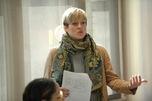 Kristina Pepelko, writing expert facilitating a writing session